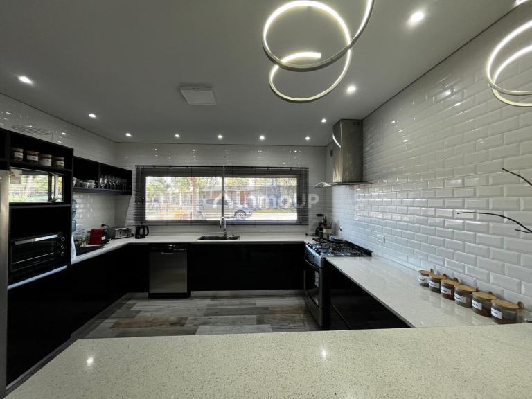 Casa en Venta en De la Costa, Buenos Aires Costa Atlantica