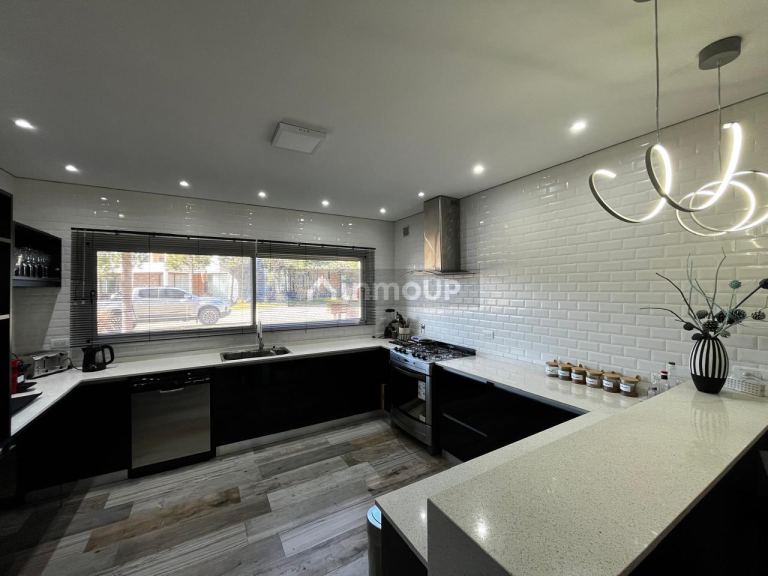Casa en Venta en De la Costa, Buenos Aires Costa Atlantica
