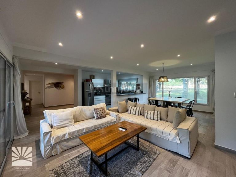 Casa en Venta en De la Costa, Buenos Aires Costa Atlantica