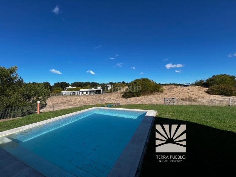 Casa en Venta en De la Costa, Buenos Aires Costa Atlantica
