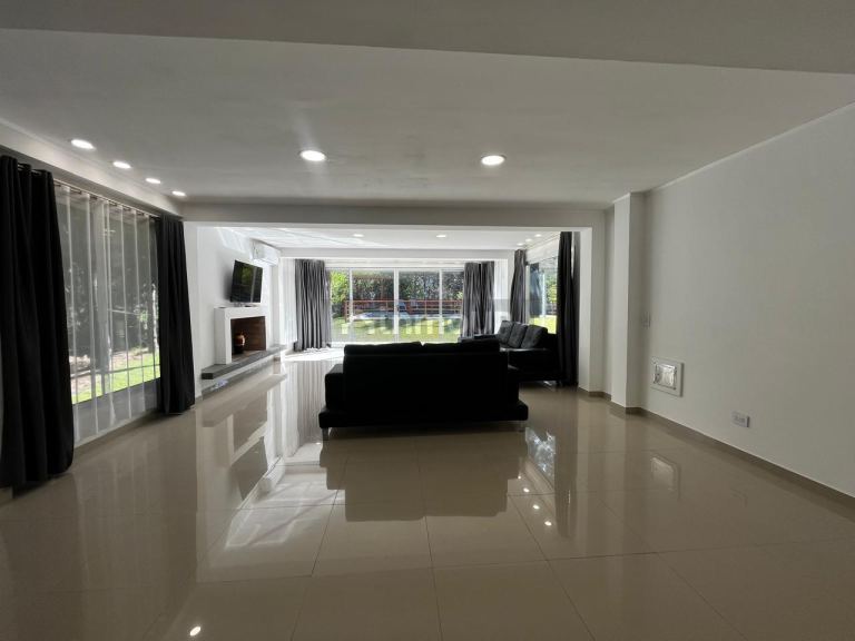 Casa en Venta en De la Costa, Buenos Aires Costa Atlantica