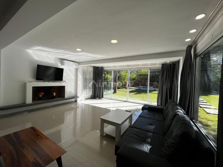 Casa en Venta en De la Costa, Buenos Aires Costa Atlantica