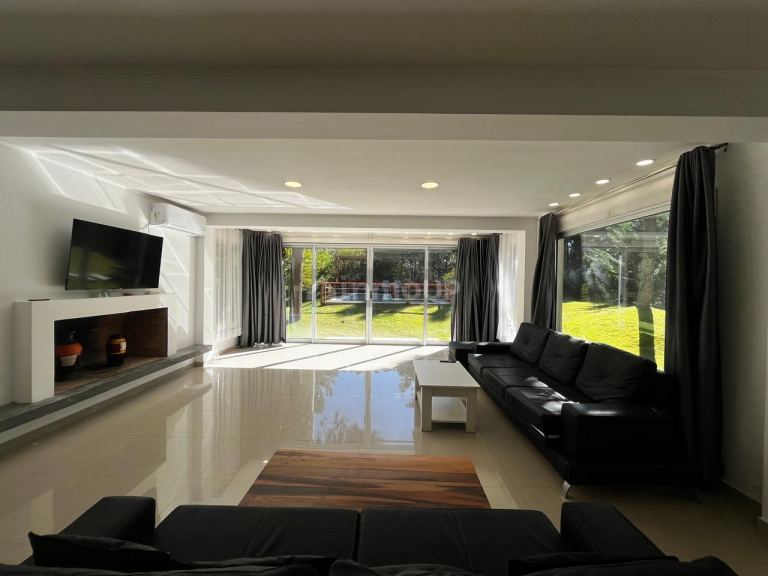Casa en Venta en De la Costa, Buenos Aires Costa Atlantica