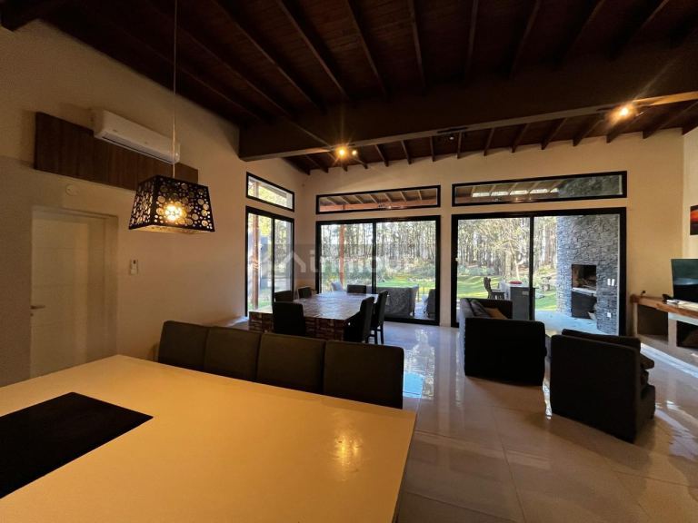 Casa en Venta en De la Costa, Buenos Aires Costa Atlantica