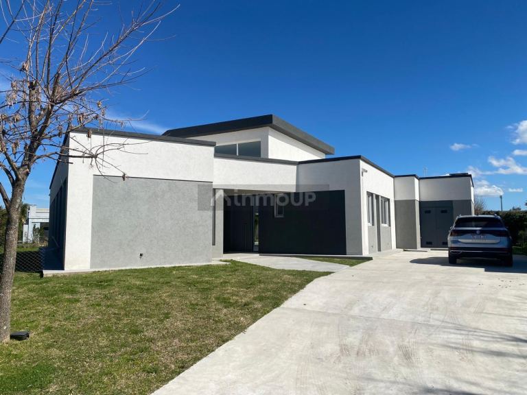 Casa en Venta en Escobar, G.B.A. Zona Norte