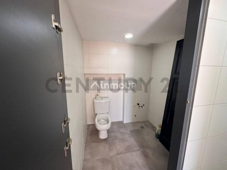 Oficina en Alquiler en Capital, Mendoza - $ 1.500.000 | Inmoup - 10