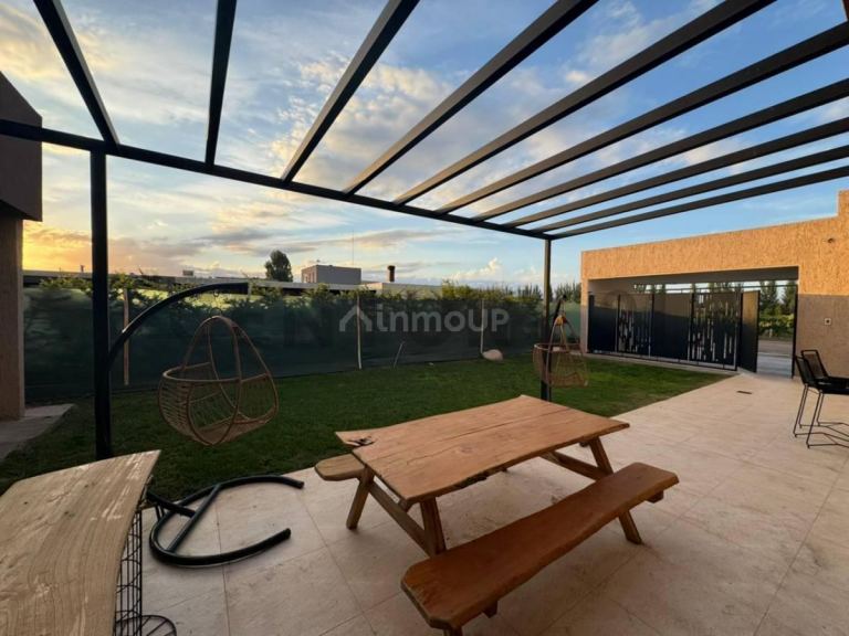 Casa en Venta en Lujan de Cuyo, Mendoza