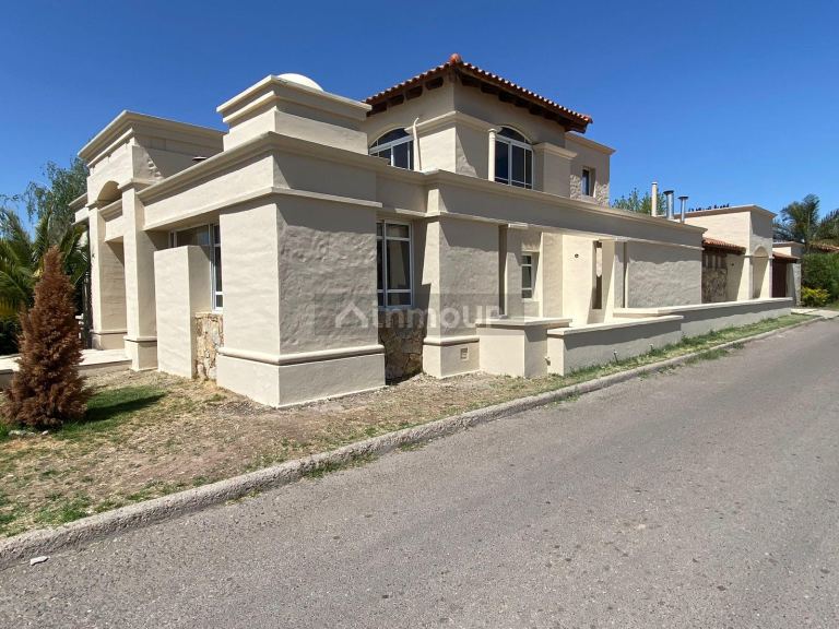 Casa en Venta en Lujan de Cuyo, Mendoza