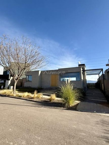 Casa en Alquiler en Lujan de Cuyo, Mendoza