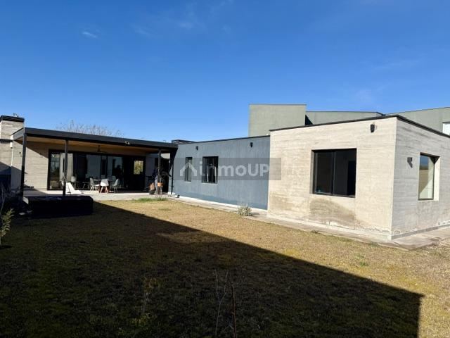 Casa en Alquiler en Lujan de Cuyo, Mendoza