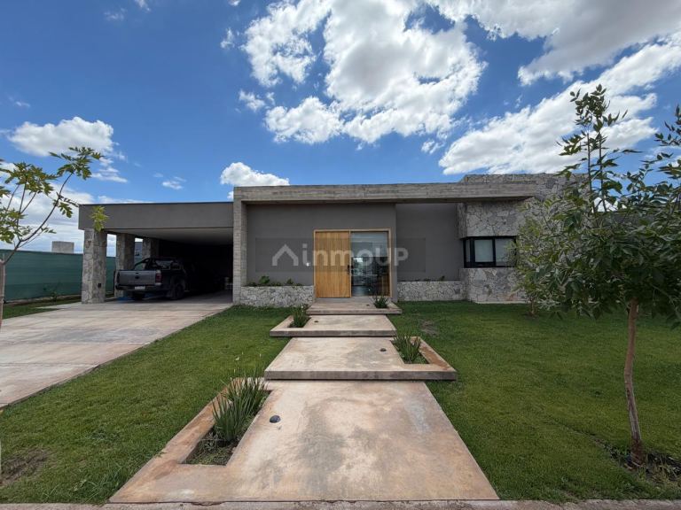 Casa en Venta en Lujan de Cuyo, Mendoza
