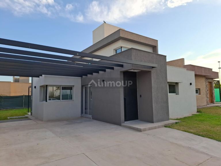 Casa en Venta en Maipu, Mendoza