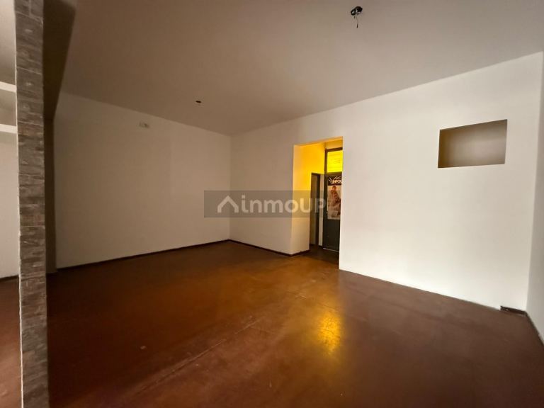 Local Comercial en Alquiler en Godoy Cruz, Mendoza - $ 1.000.000 | Inmoup - 10