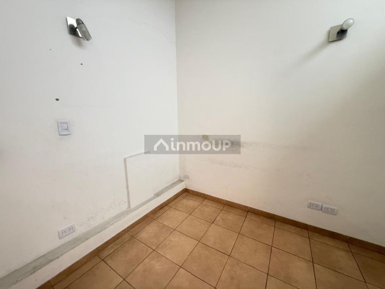 Local Comercial en Alquiler en Quilmes, G.B.A. Zona Sur