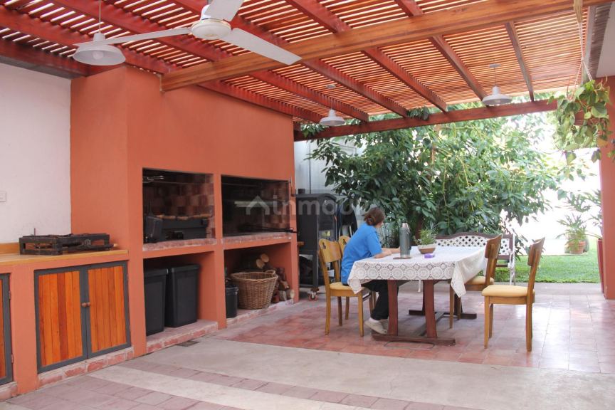 Casa en Venta en Quilmes, G.B.A. Zona Sur - USD 325.000 | Inmoup - 21