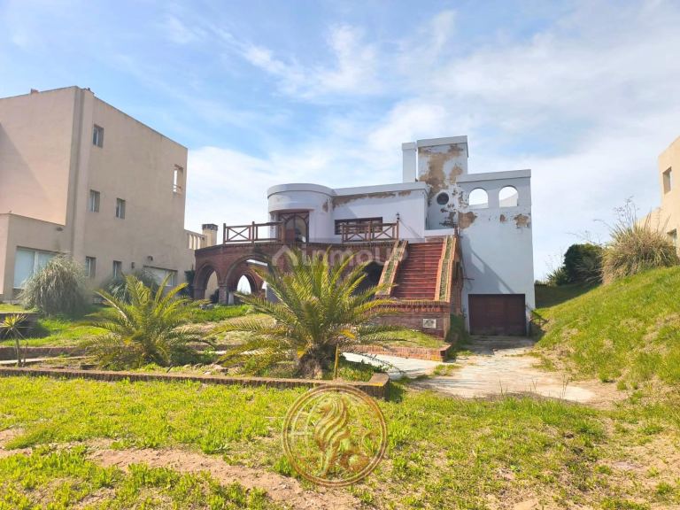 Casa en Venta en Pinamar, Buenos Aires Costa Atlantica