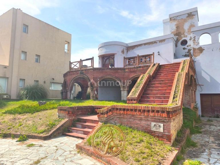 Casa en Venta en Pinamar, Buenos Aires Costa Atlantica