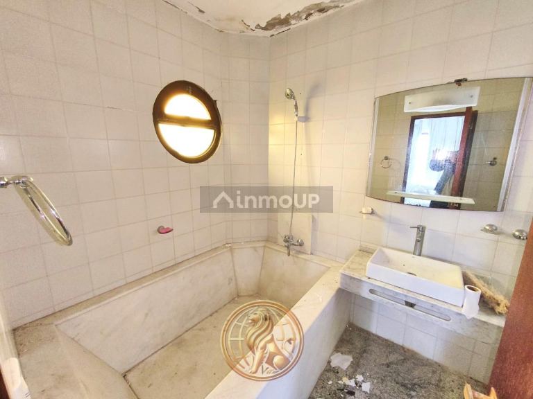 Casa en Venta en Pinamar, Buenos Aires Costa Atlantica