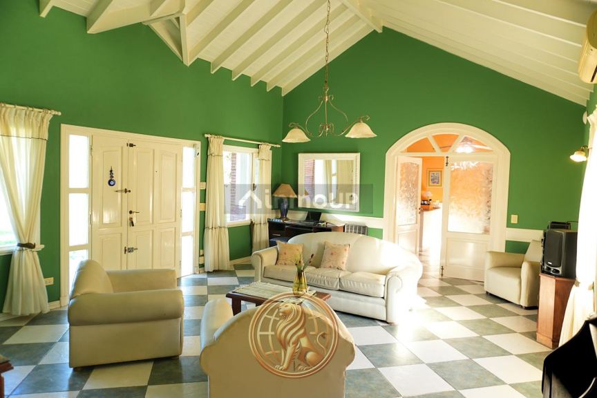 Casa en Alquiler Temporario en Pinamar, Buenos Aires Costa Atlantica