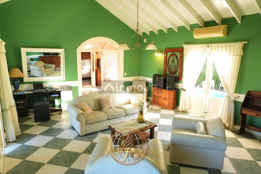 Casa en Alquiler Temporario en Pinamar, Buenos Aires Costa Atlantica