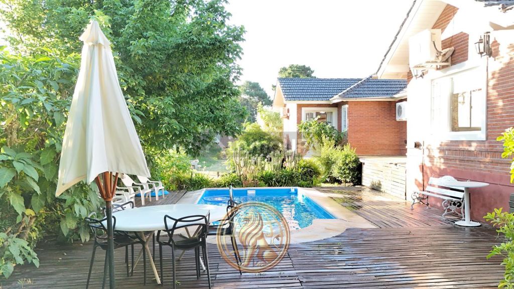 Casa en Alquiler Temporario en Pinamar, Buenos Aires Costa Atlantica