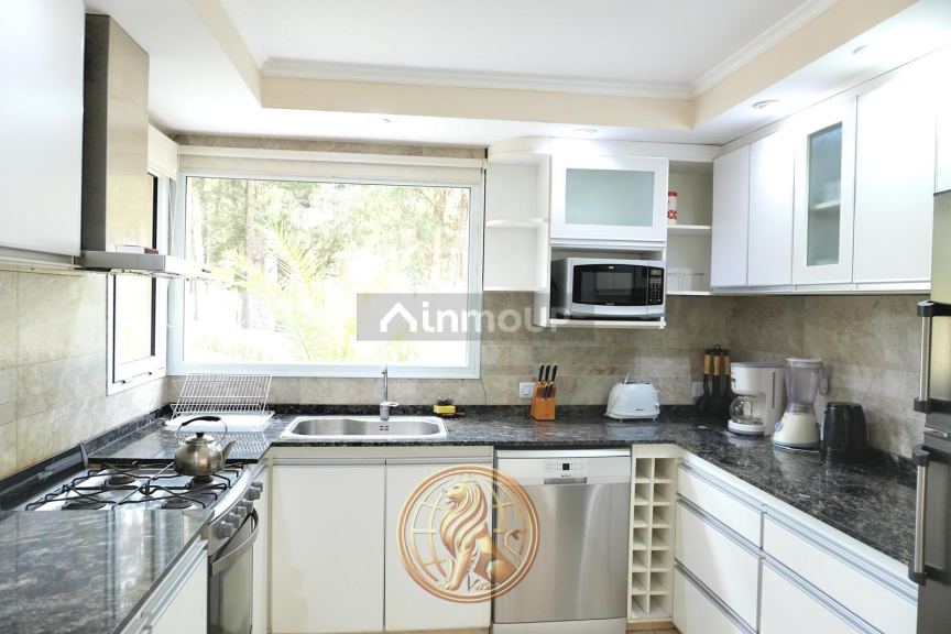 Casa en Alquiler Temporario en Pinamar, Buenos Aires Costa Atlantica