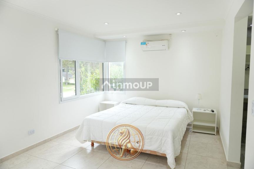 Casa en Alquiler Temporario en Pinamar, Buenos Aires Costa Atlantica