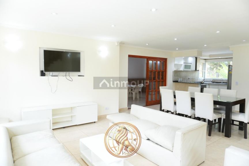 Casa en Alquiler Temporario en Pinamar, Buenos Aires Costa Atlantica