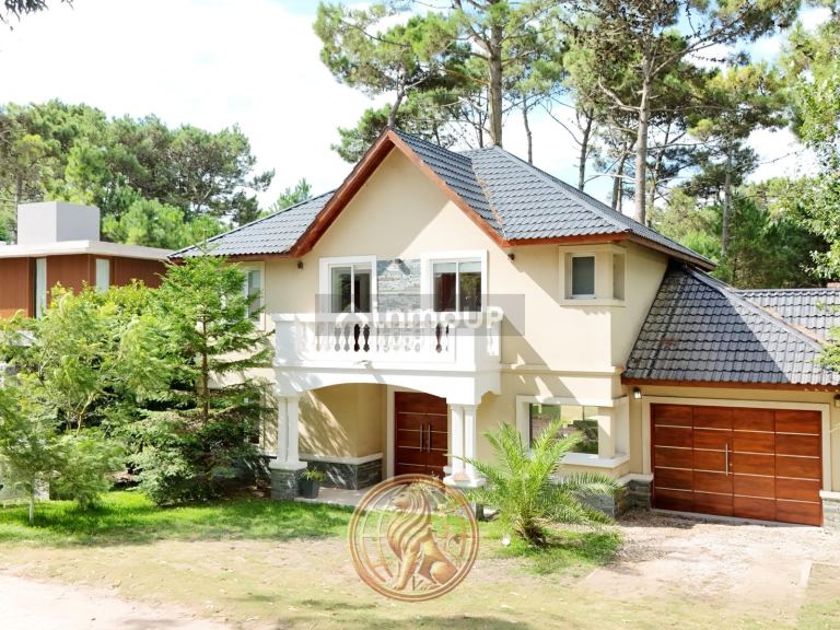 Casa en Alquiler Temporario en Pinamar, Buenos Aires Costa Atlantica