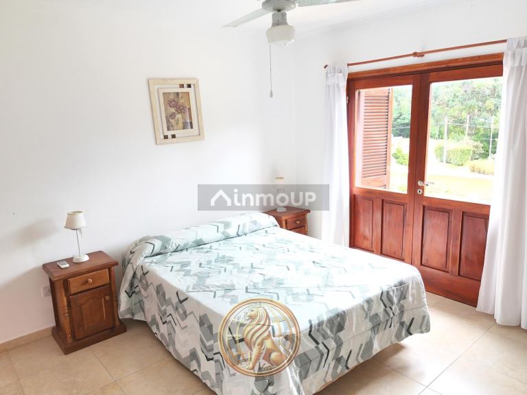 Casa en Alquiler Temporario en Pinamar, Buenos Aires Costa Atlantica
