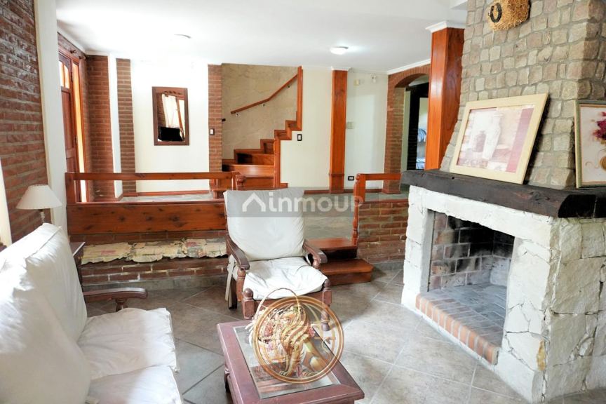 Casa en Alquiler en Pinamar, Buenos Aires Costa Atlantica