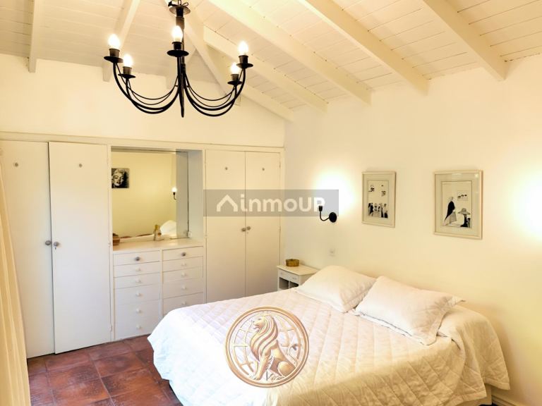Casa en Venta en Pinamar, Buenos Aires Costa Atlantica