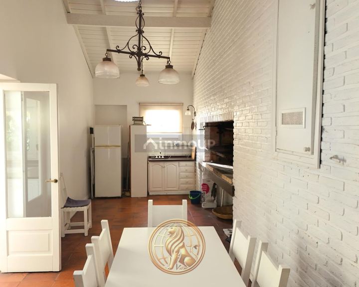 Casa en Venta en Pinamar, Buenos Aires Costa Atlantica