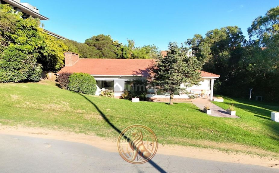 Casa en Venta en Pinamar, Buenos Aires Costa Atlantica