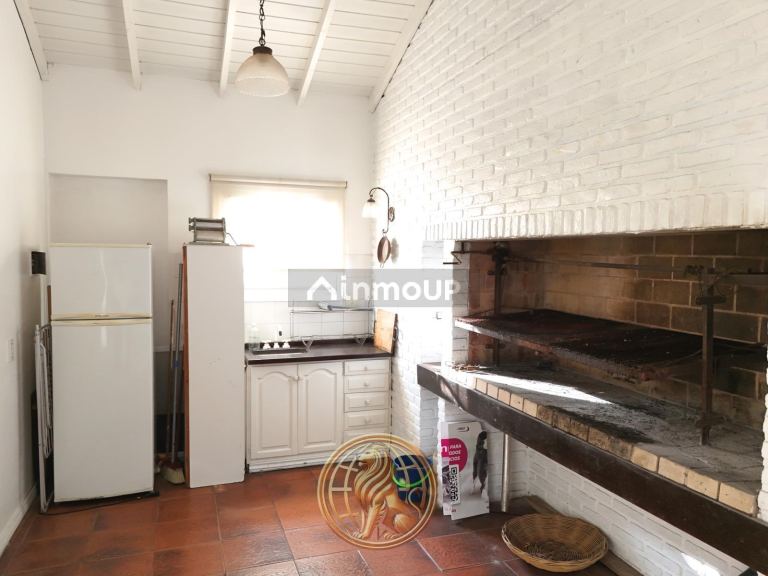 Casa en Venta en Pinamar, Buenos Aires Costa Atlantica