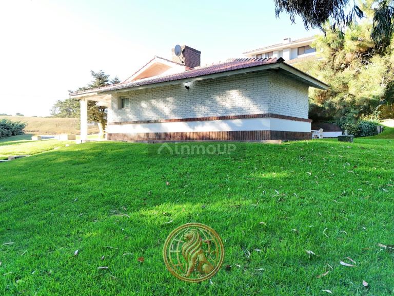 Casa en Venta en Pinamar, Buenos Aires Costa Atlantica