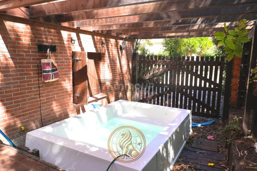 P H en Venta en Pinamar, Buenos Aires Costa Atlantica