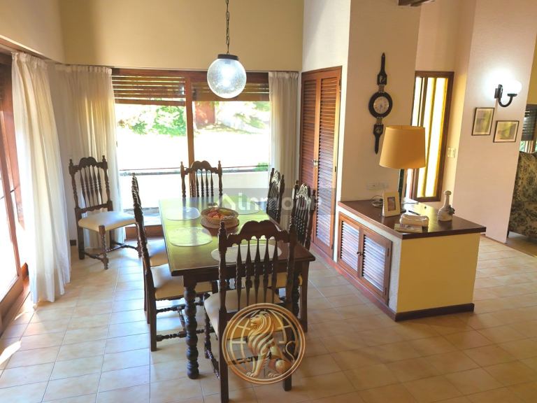 Casa en Venta en Pinamar, Buenos Aires Costa Atlantica