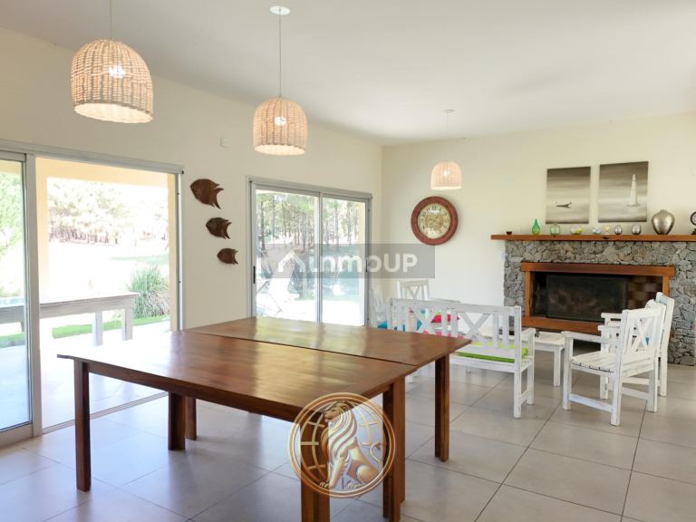 Casa en Venta en De la Costa, Buenos Aires Costa Atlantica
