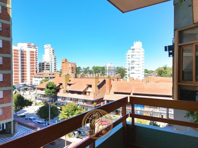 Departamento en Venta en Pinamar, Buenos Aires Costa Atlantica