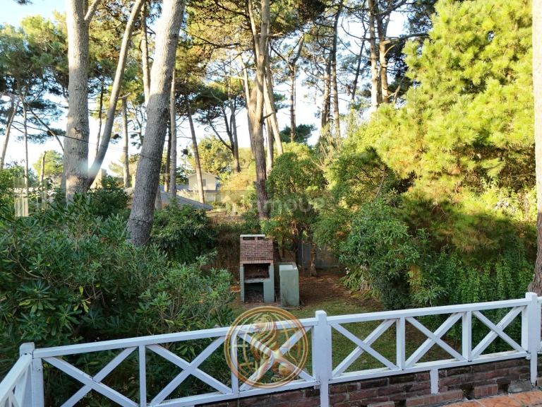Casa en Venta en Pinamar, Buenos Aires Costa Atlantica