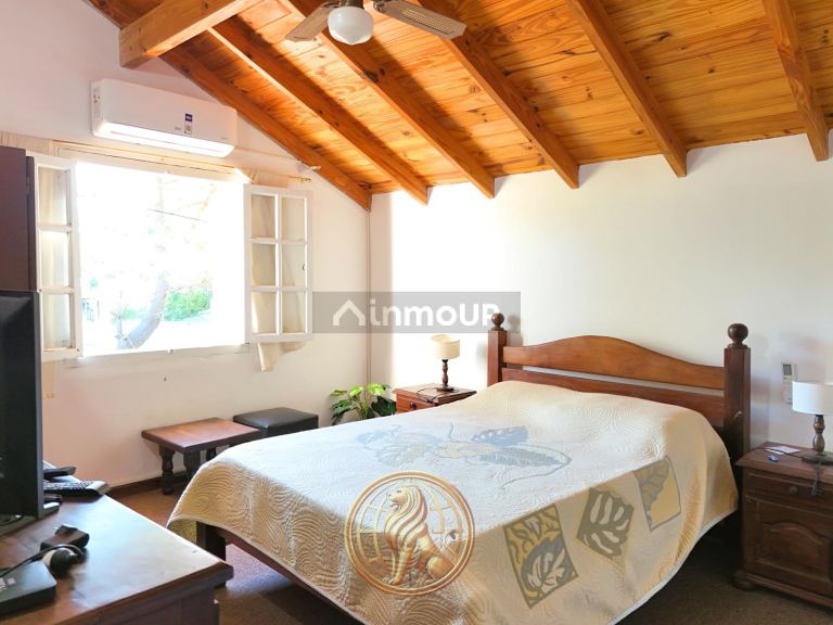 Casa en Venta en Pinamar, Buenos Aires Costa Atlantica