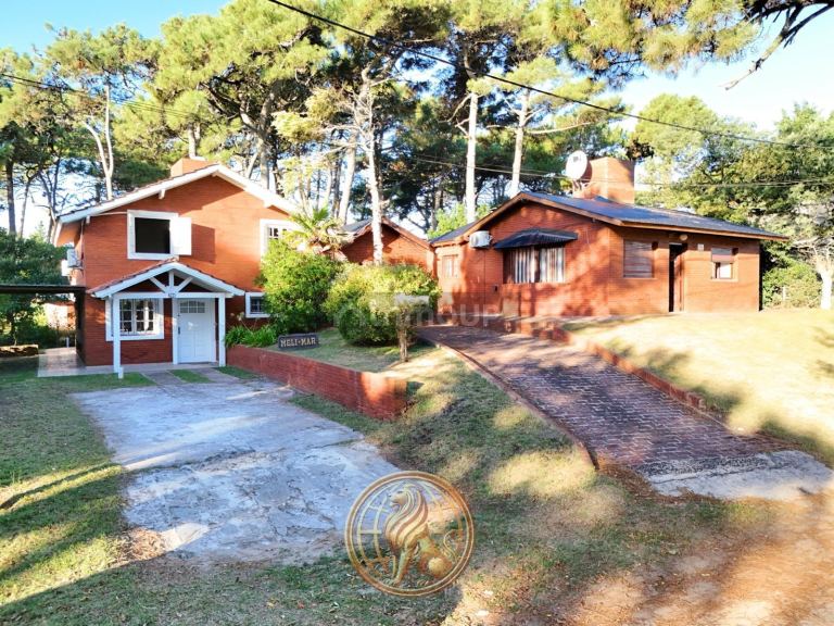 Casa en Venta en Pinamar, Buenos Aires Costa Atlantica
