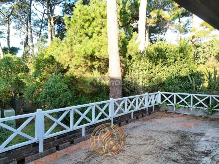 Casa en Venta en Pinamar, Buenos Aires Costa Atlantica