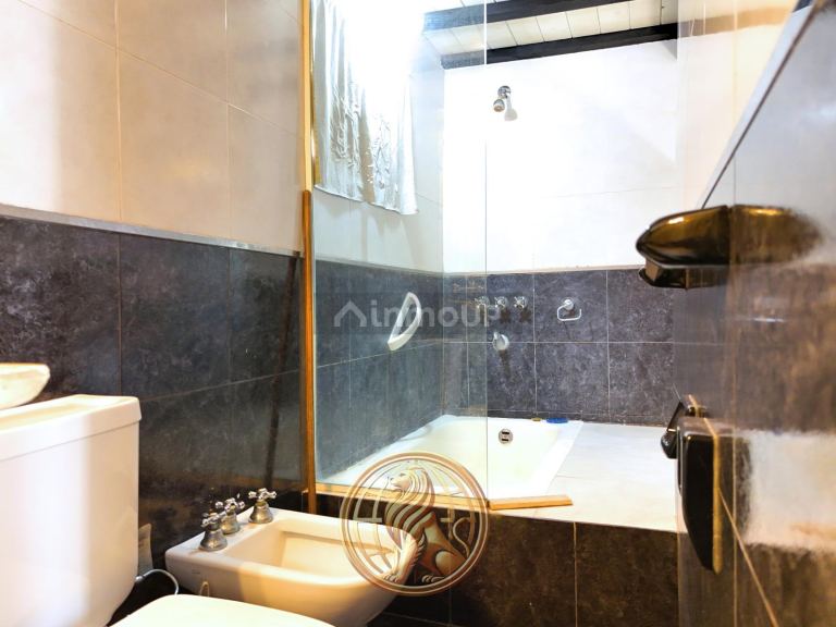Casa en Venta en Pinamar, Buenos Aires Interior