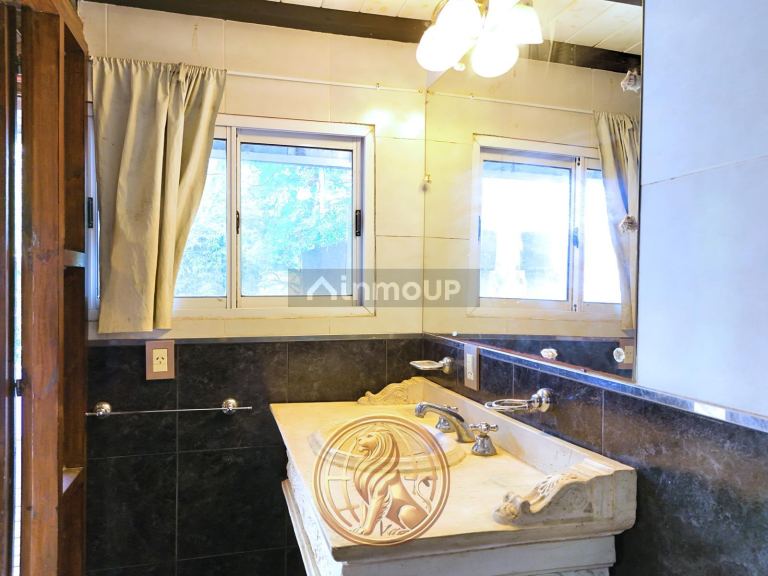 Casa en Venta en Pinamar, Buenos Aires Interior