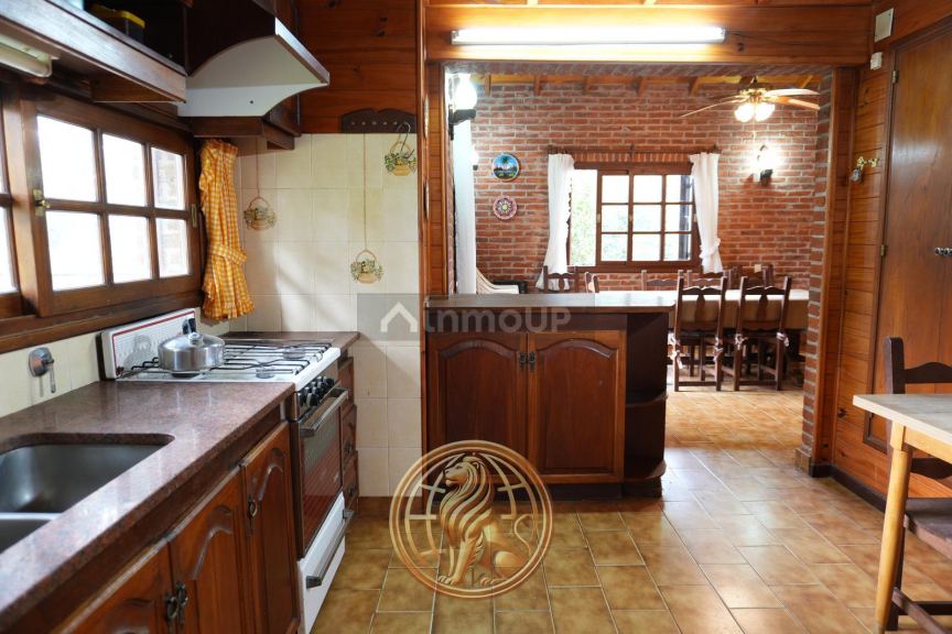 Casa en Venta en Pinamar, Buenos Aires Costa Atlantica
