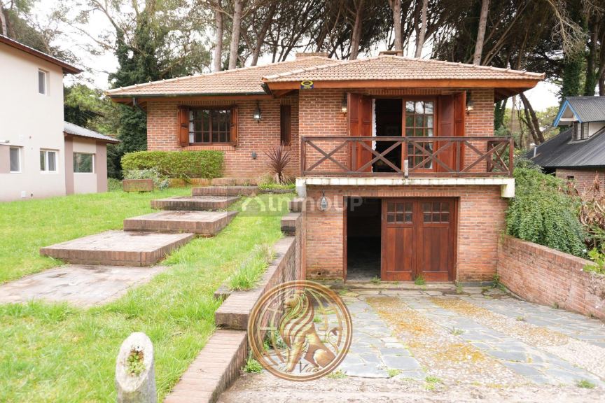 Casa en Venta en Pinamar, Buenos Aires Costa Atlantica