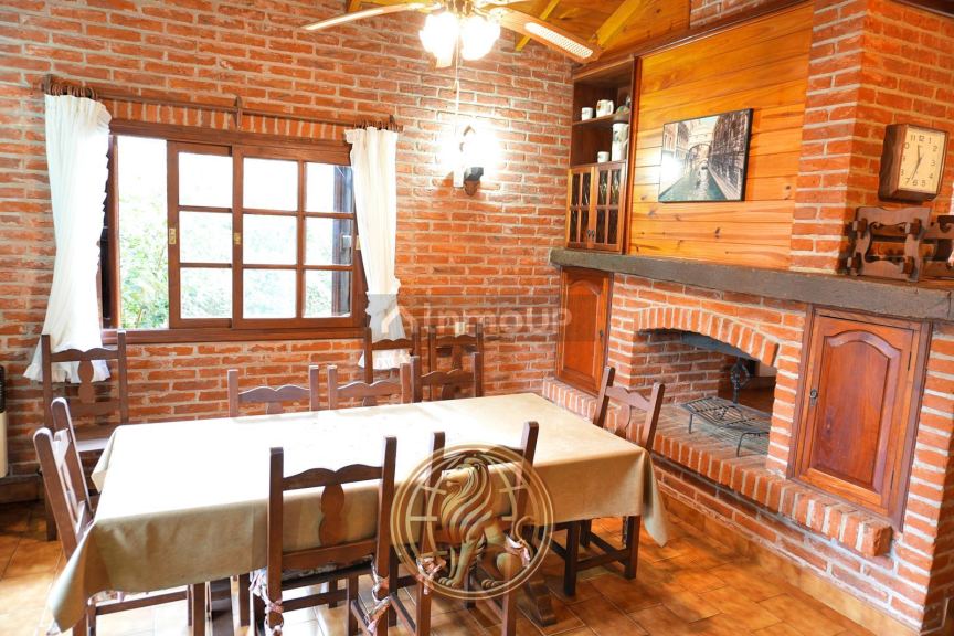 Casa en Venta en Pinamar, Buenos Aires Costa Atlantica