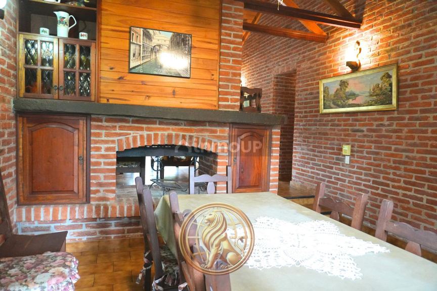 Casa en Venta en Pinamar, Buenos Aires Costa Atlantica